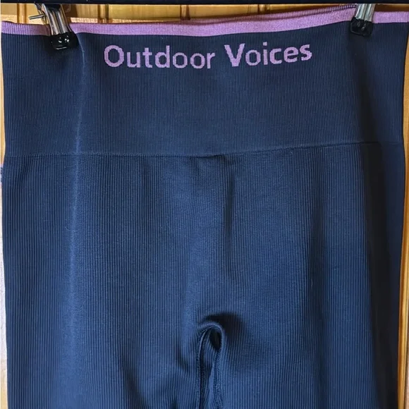 Outdoor Voices Black Athletic Leggings - Picture 3 of 5
